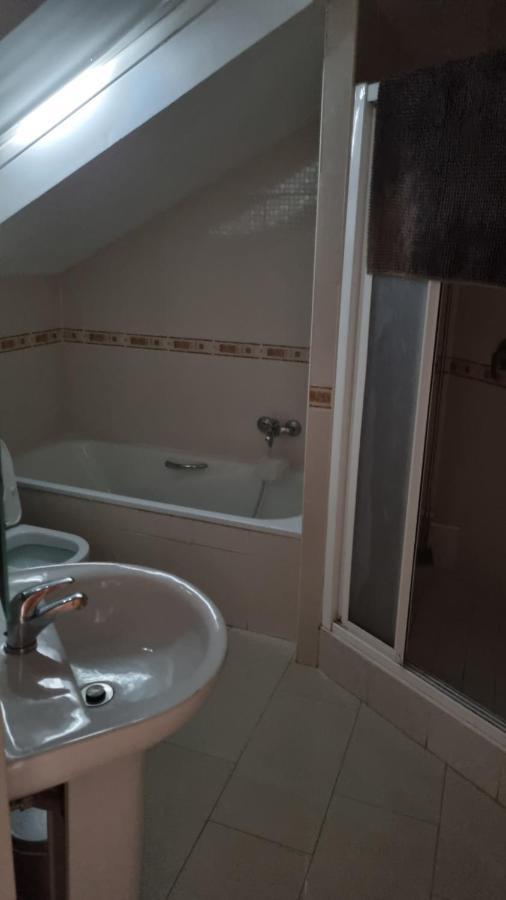 בנאלמדנה Roberto Guest House מראה חיצוני תמונה