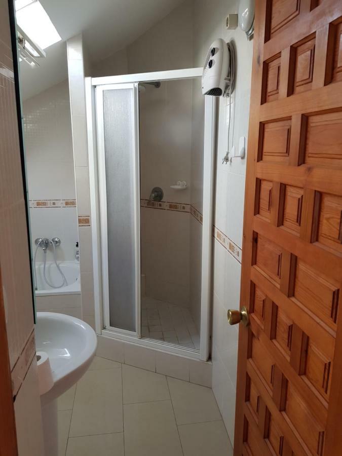 בנאלמדנה Roberto Guest House מראה חיצוני תמונה