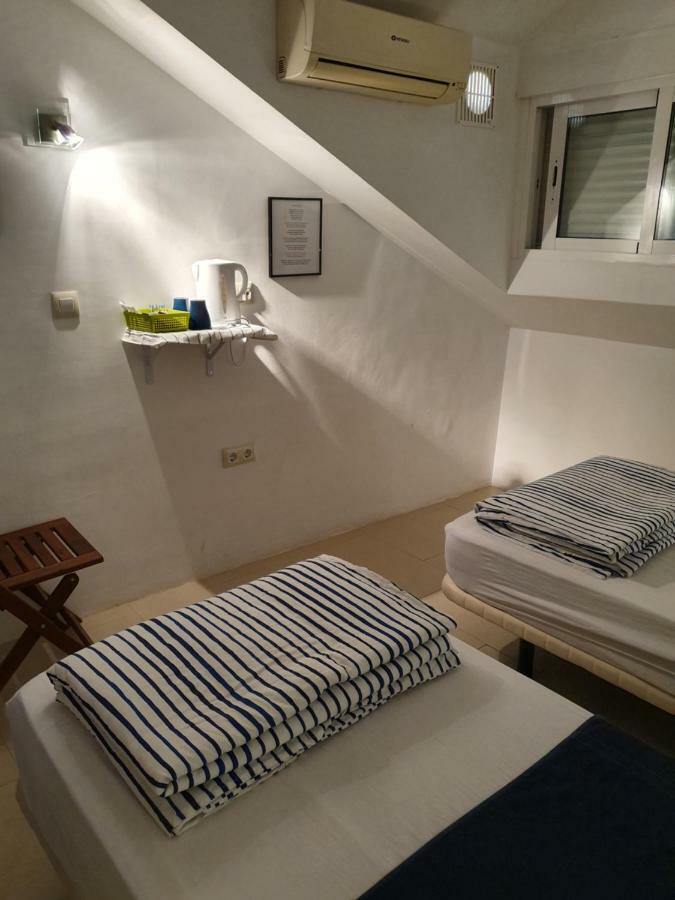 בנאלמדנה Roberto Guest House מראה חיצוני תמונה